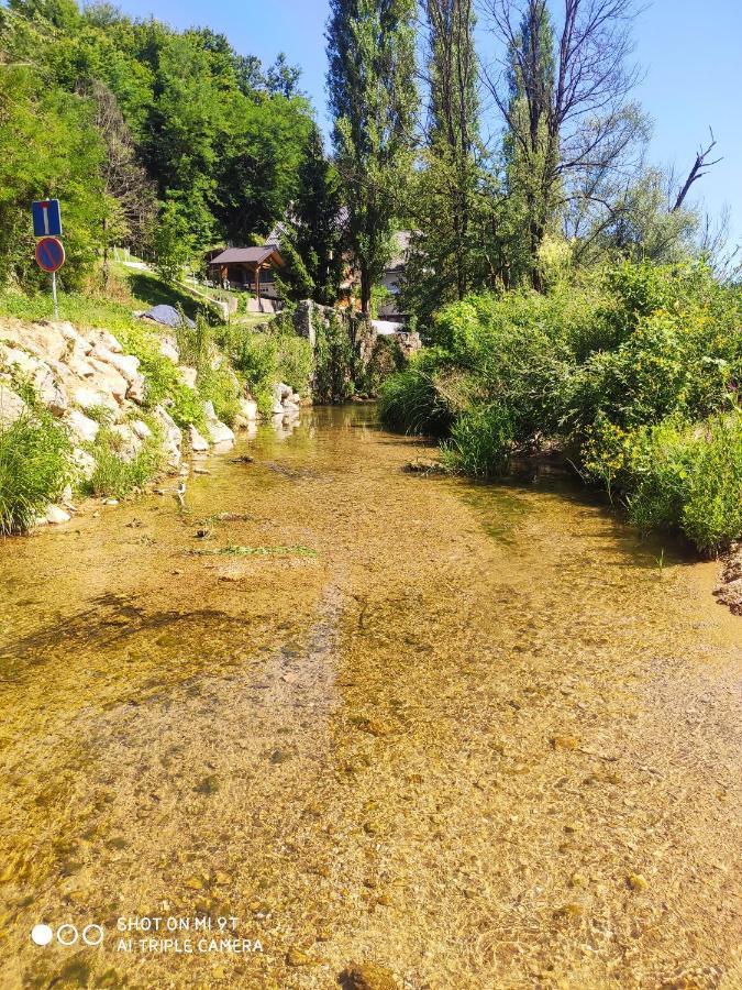Smaragd River Near Rastoke & Plitvice Lakes Slunj Ngoại thất bức ảnh