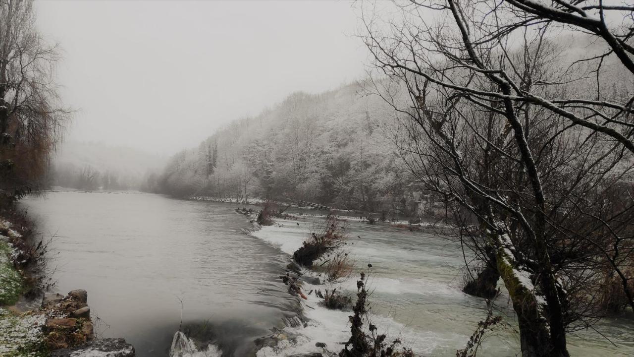 Smaragd River Near Rastoke & Plitvice Lakes Slunj Ngoại thất bức ảnh