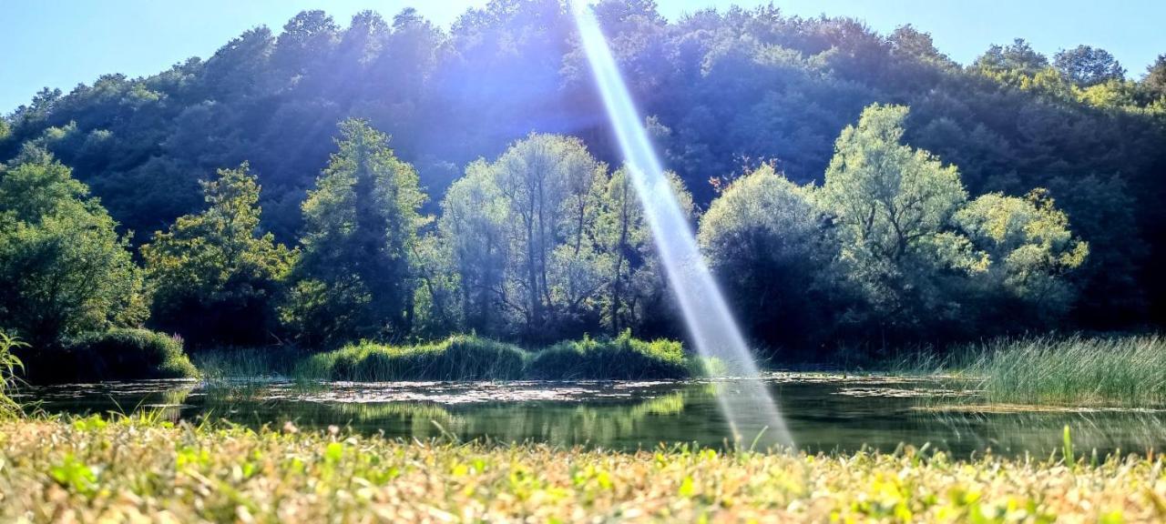 Smaragd River Near Rastoke & Plitvice Lakes Slunj Ngoại thất bức ảnh